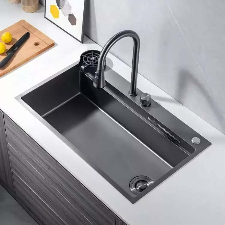 Faucet Dapur Tarik Tersembunyi dengan Fungsi Semprot